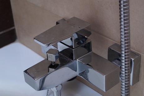 Grifería porcelanosa Edificio Pescadores Benicarló